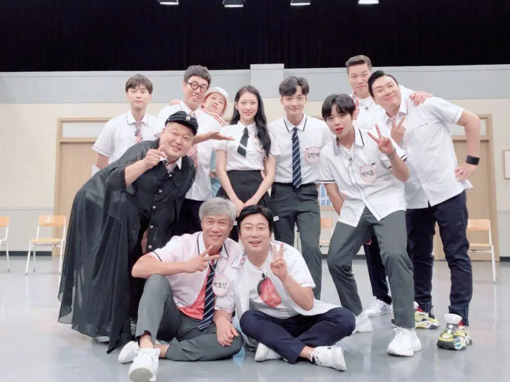 Potret di balik layar acara Knowing Brother Di balik layar Knowing Brother