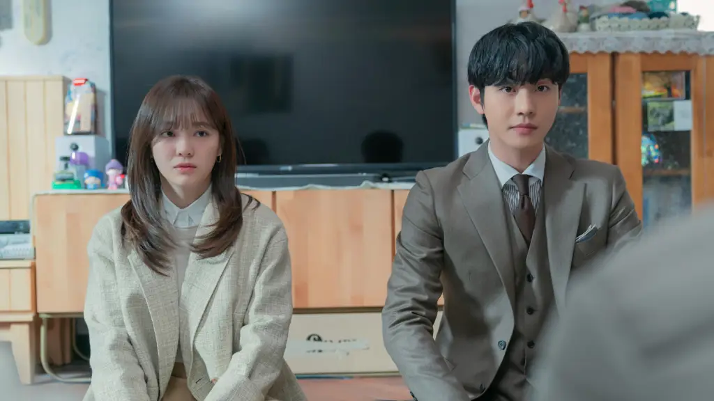 Proses Pembuatan Drama Korea yang Menarik Foto di balik layar pembuatan A Business Proposal